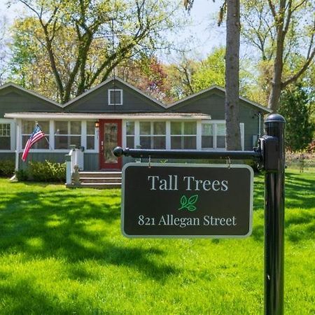 Tall Trees - Great Location To Downtown Saugatuck - Pet Friendly! Villa Exterior photo